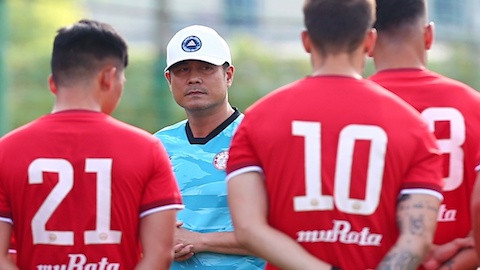 Sau huấn luyện viên Trương Việt Hoàng, CLB TP Hồ Chí Minh sa thải Chủ tịch Nguyễn Hữu Thắng và toàn bộ ban huấn luyện